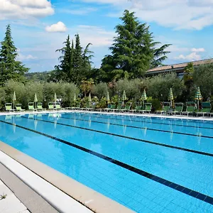 Hotel Park Oasi, Garde